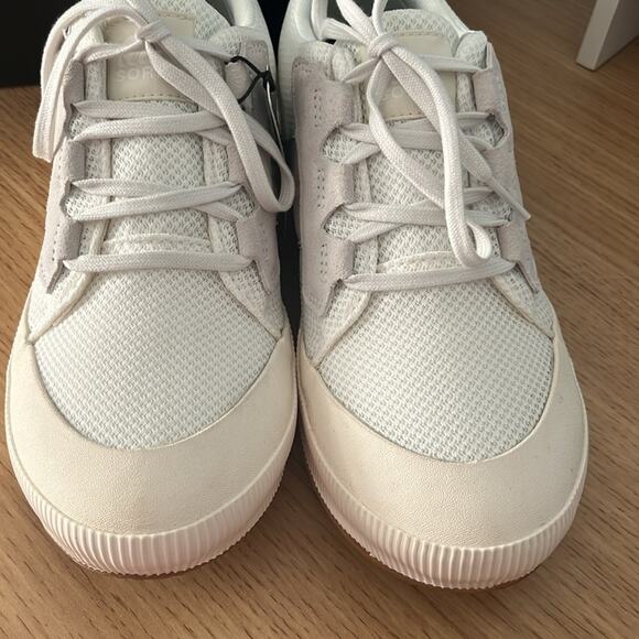 Sorel White and Cream Women's Sneakers - Picture 4 of 15